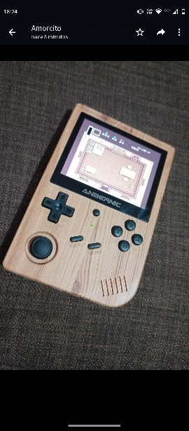Console de Jeu Portable Rétro ANBERNIC 16 Go : Émulateur RK3326, Écran 640x480, Jeux PS1 Intégrés, Cadeau Enfant RG351V photo review