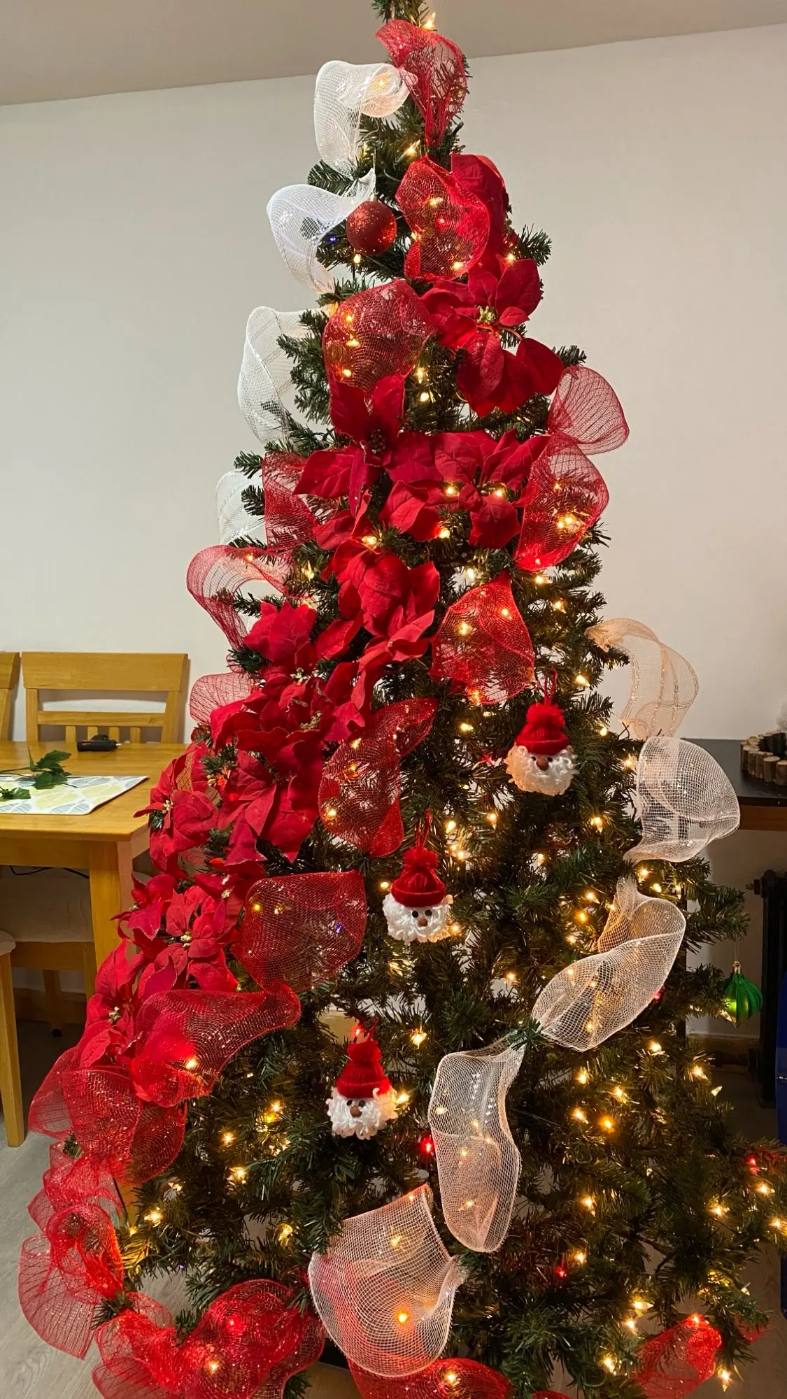 PreLit 6.5ft Madison Pine Black Christmas Tree Maawa Store