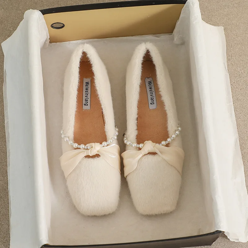 Winter Women&rsquo;s Plush Flat Shoes Korean style pearl chain career women Office wear mary jane Ladies casual boat shoes 41-43
