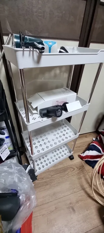 Rolling Storage Convenience: 3/4 Tier High-Capacity Storage Cart – Organize with Ease in Kitchen, Bathroom, and Living Room photo review