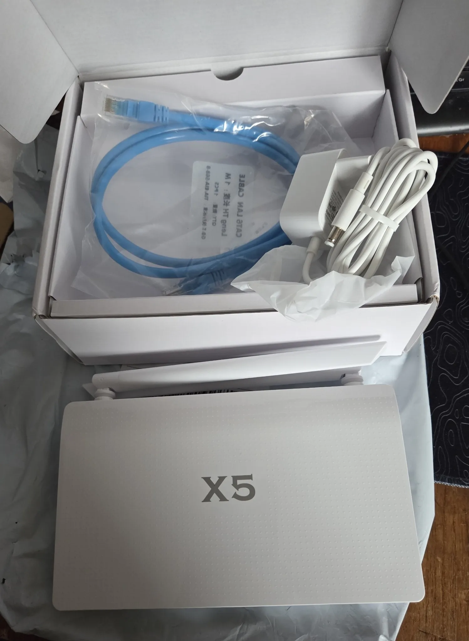 Smart Life Zigbee 3.0 / Bluetooth 5.0 2-in-1 Gateway Hub X5 Enhanced With Access to 400+ Devices and Work Across Floors photo review