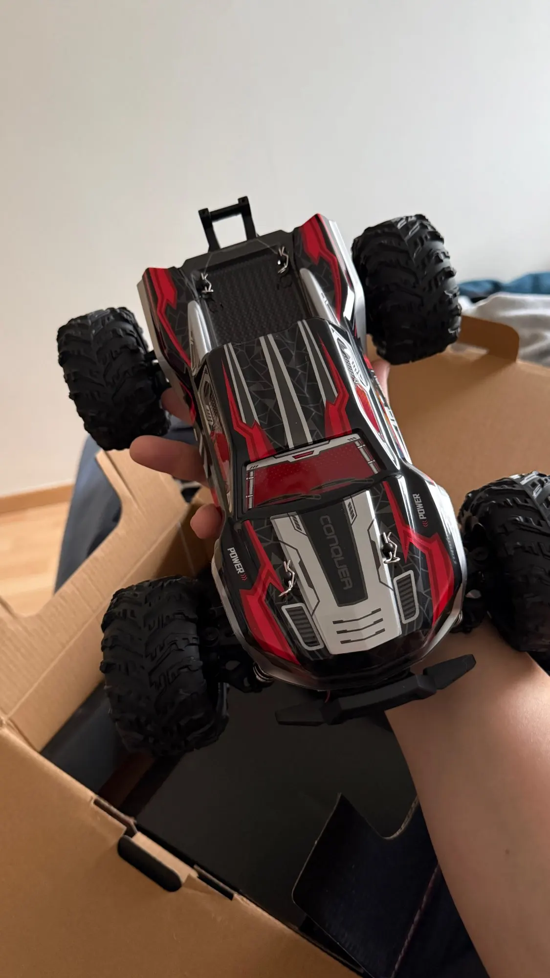 SCY 16102 1:16 50KM/H 4WD RC Car With LED Light Remote Control