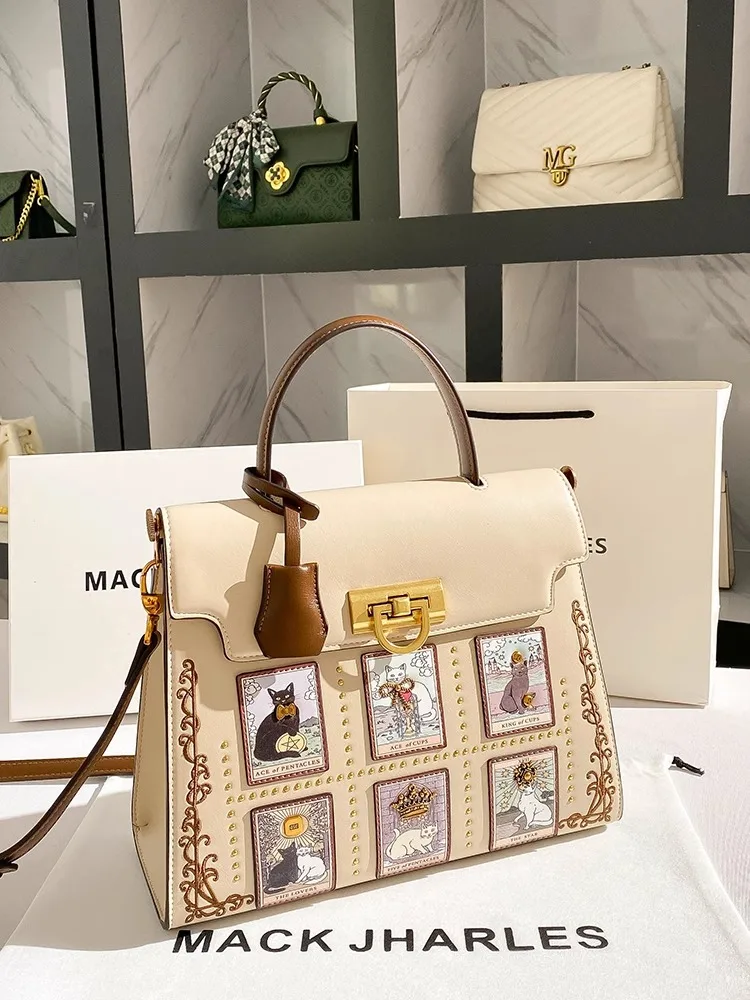 حقيبة يد فاخرة وعصرية لعام 2025، بتصميم تقليدي ممي...