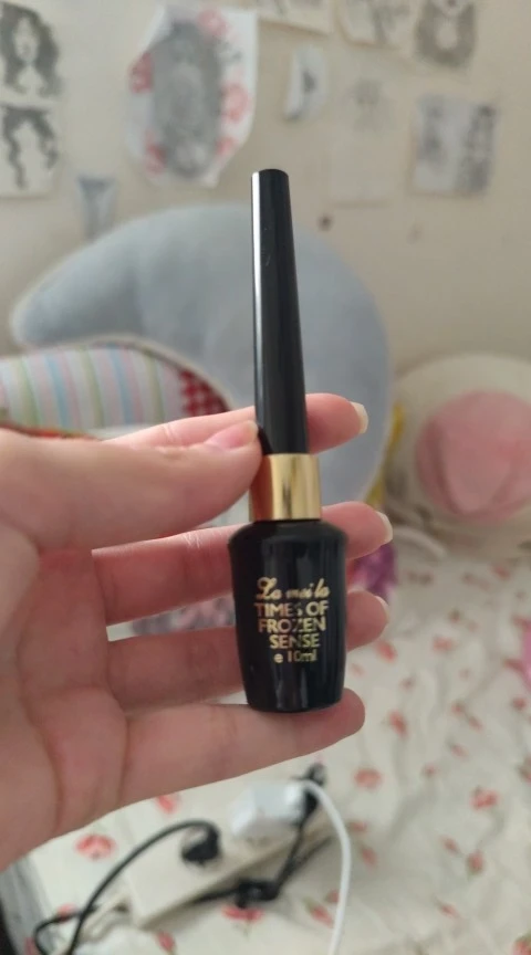 Long-lasting Hard-tipped Gel Eye Liner Pen photo review