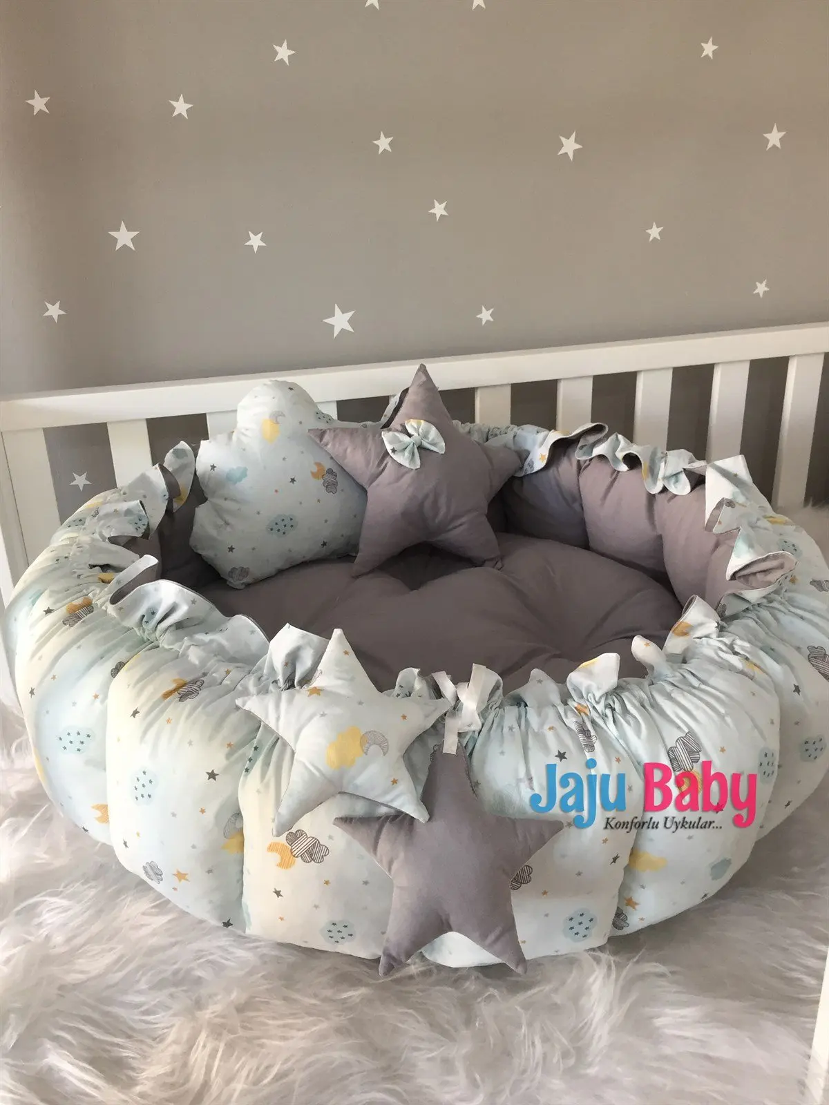

Handmade Mint Moon and Cloud Patterned Design Luxury Play Mat Babynest