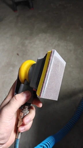 HIFESON Grindering Machine Car Air Sander Polisher With 20Pcs Sandpaper Pneumatic Cars Polishing Grinder Tool Square 70*100mm photo review