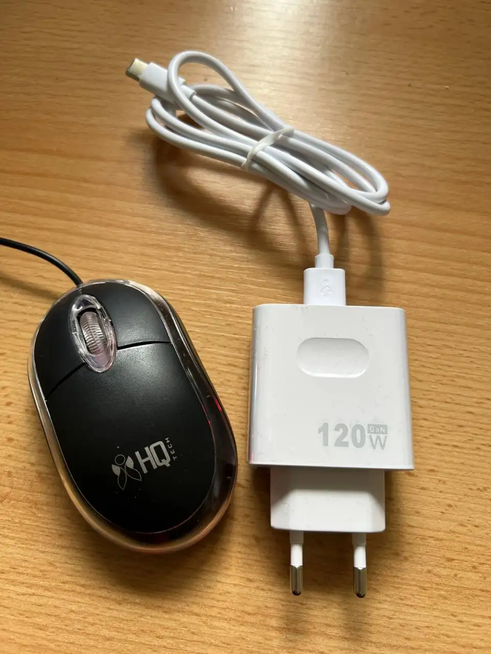 GaN USB Charger 120W Fast High Speed Charging Charger QC 3.0 Universal Mobile Phone Adapter photo review