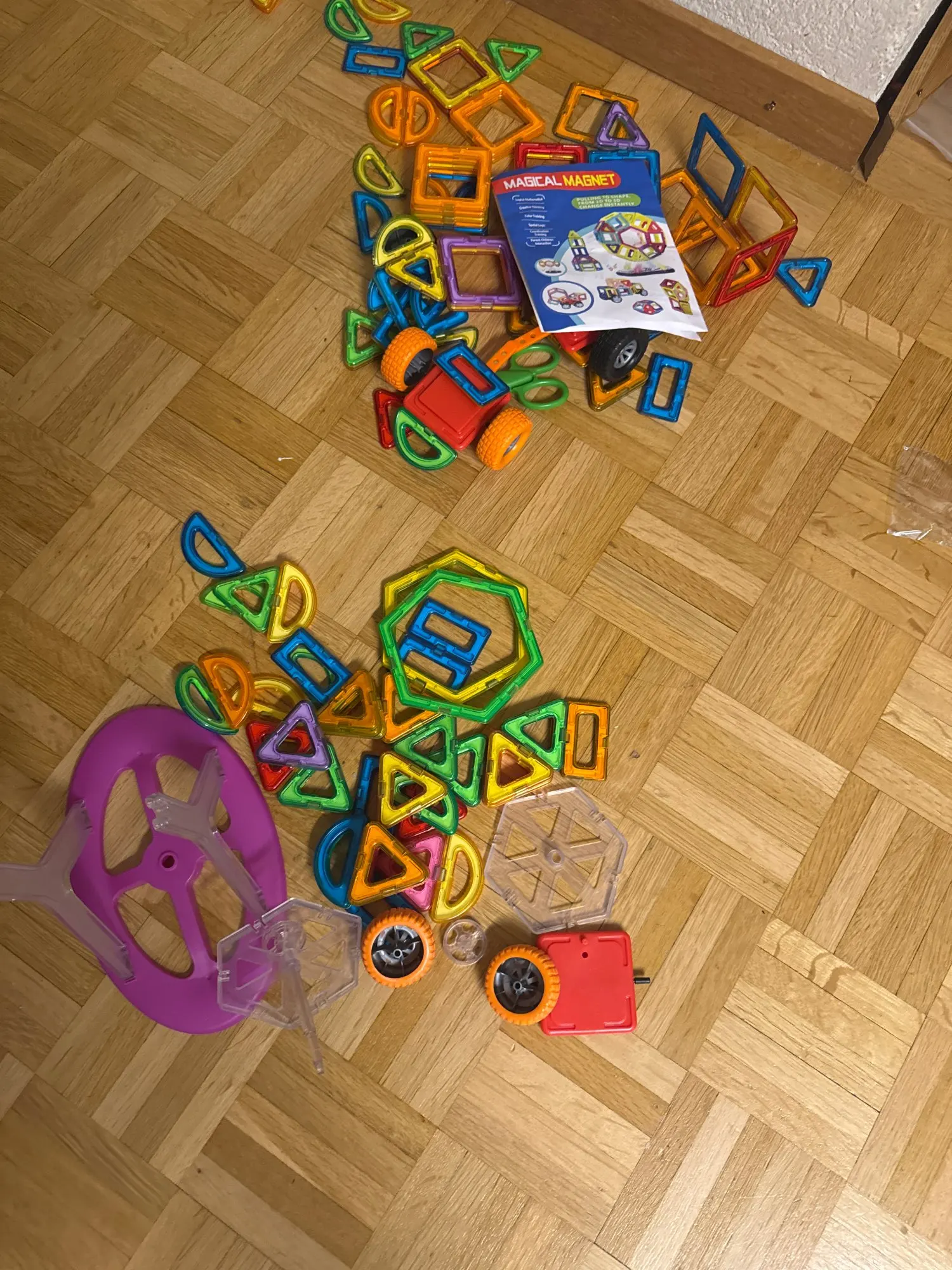 168 Magnet Bausteine - Konstruktionsspielzeug Set für kreative Designs photo review