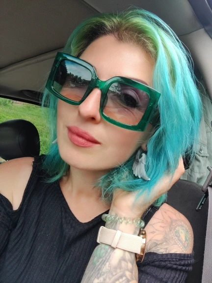 Oversized Square Green Sunglasses UV400 Unisex photo review