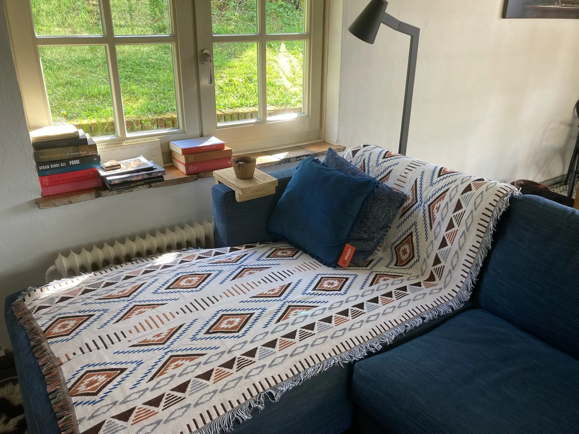 Grande Couverture Berbère 2,10x2,10m – 100% Laine – Motifs Géométriques