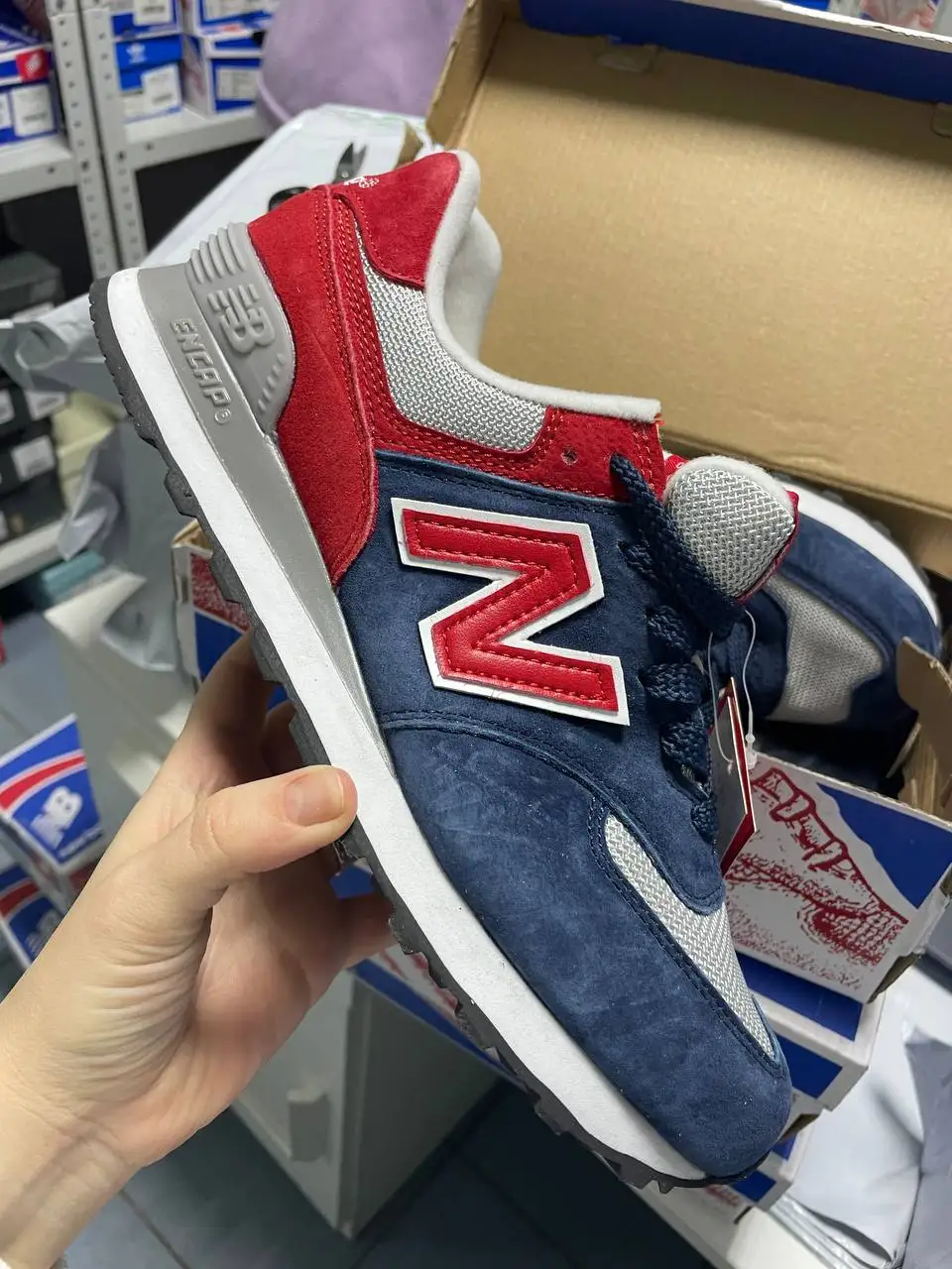 Кроссовки New Balance женская спортивная обувь из натуральной кожи 2021