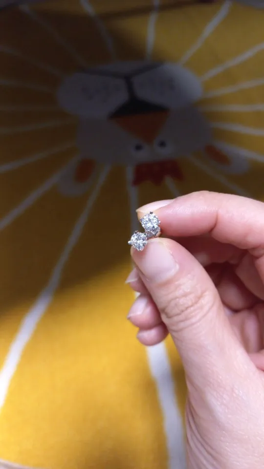 Moissanite Ear Stud Earrings photo review