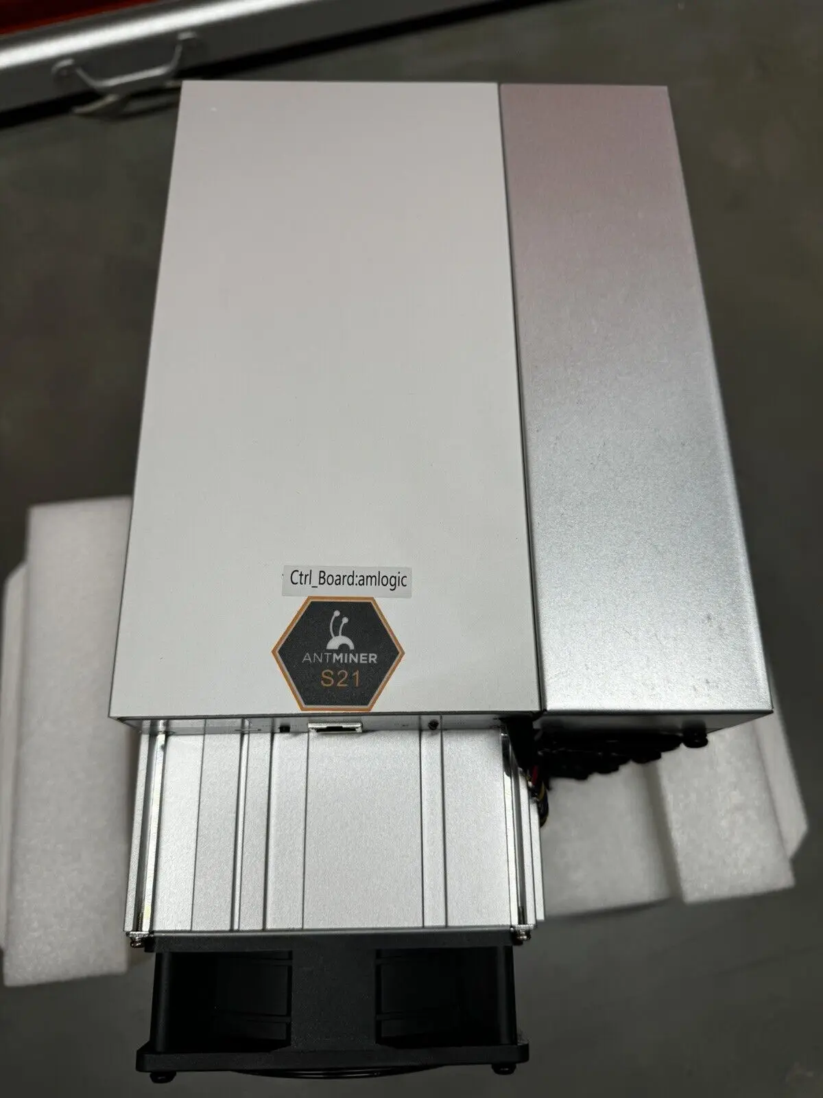 

Купите 10 и получите 5 бесплатных Bitmain Antminer S21 200th/s 3500 Вт BTC Miner с гарантией!
