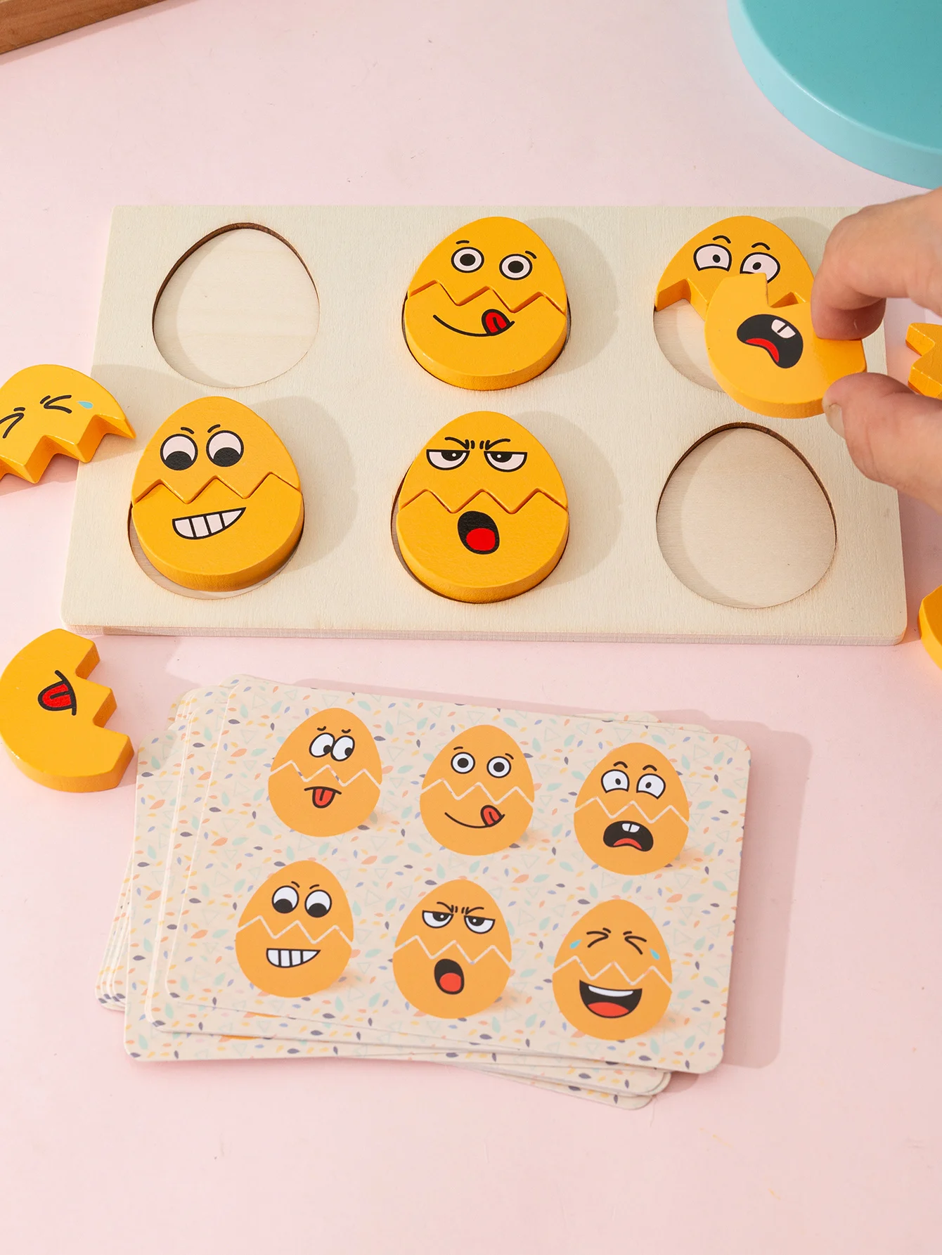 Early Education Wooden Emoji Eggs Matching Game Children's Concentration Training Interactive Puzzle Building Block Toys 4