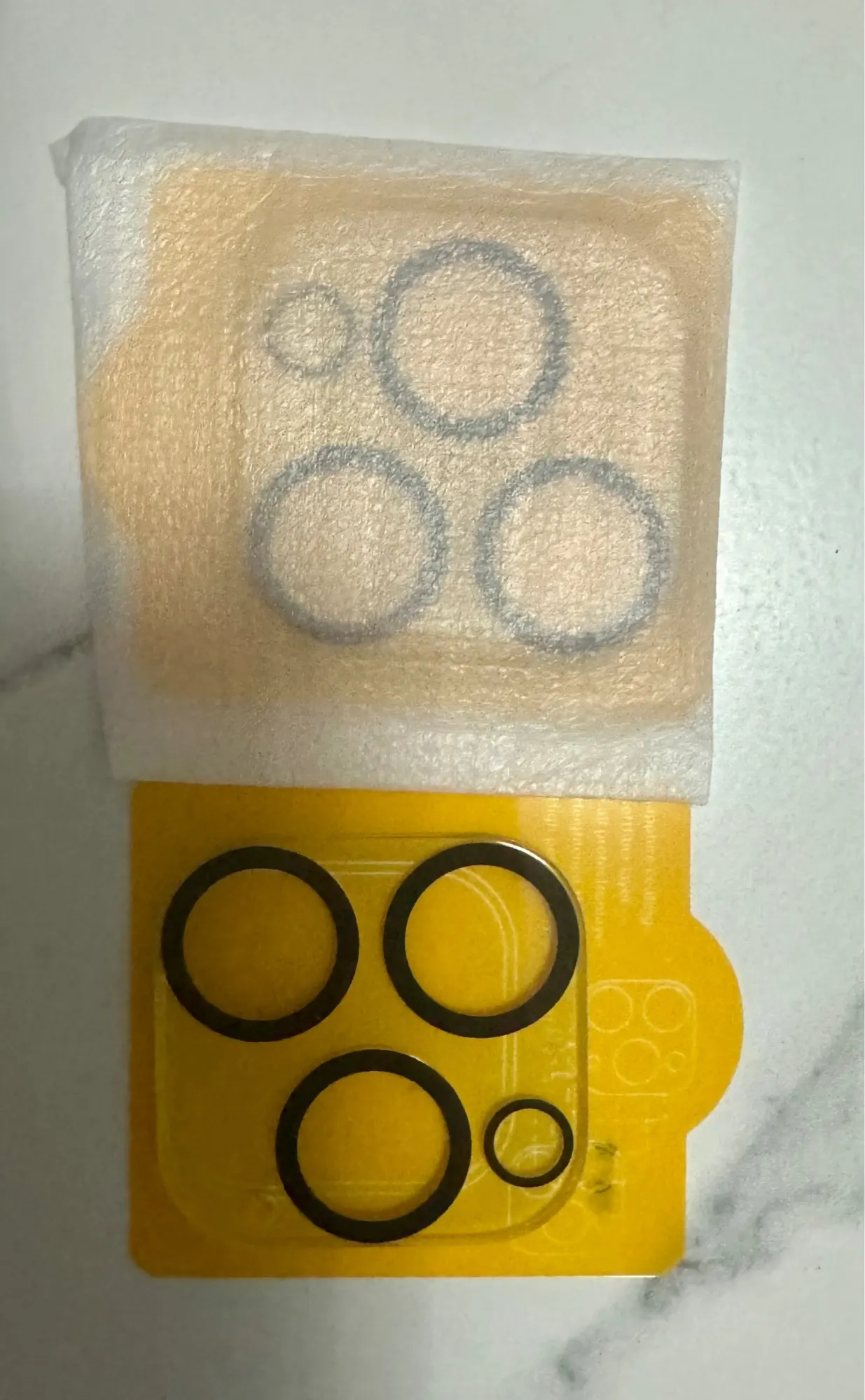 4er/1er-Set Kameraschutz – Gehärtetes Glas für kristallklare Aufnahmen und Kratzschutz photo review