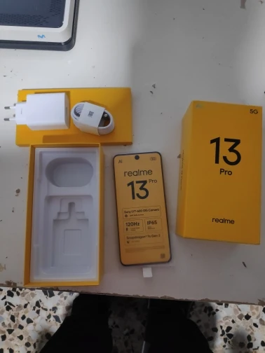 Versión Global realme 13 Pro 5G Smartphone Sony LYT-600 OIS Cámara Snapdragon 7s Gen 2 120Hz Curved Vision Pantalla 5200mAh Batería AI Imaging Características photo review