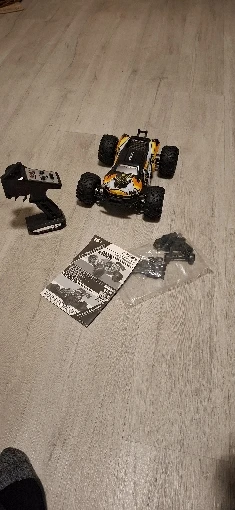 ZWN 1:16 70KM/H Or 50KM/H 4WD RC Car With LED Remote Control Cars High Speed Drift Monster Truck for Kids vs Wltoys 144001 Toys photo review