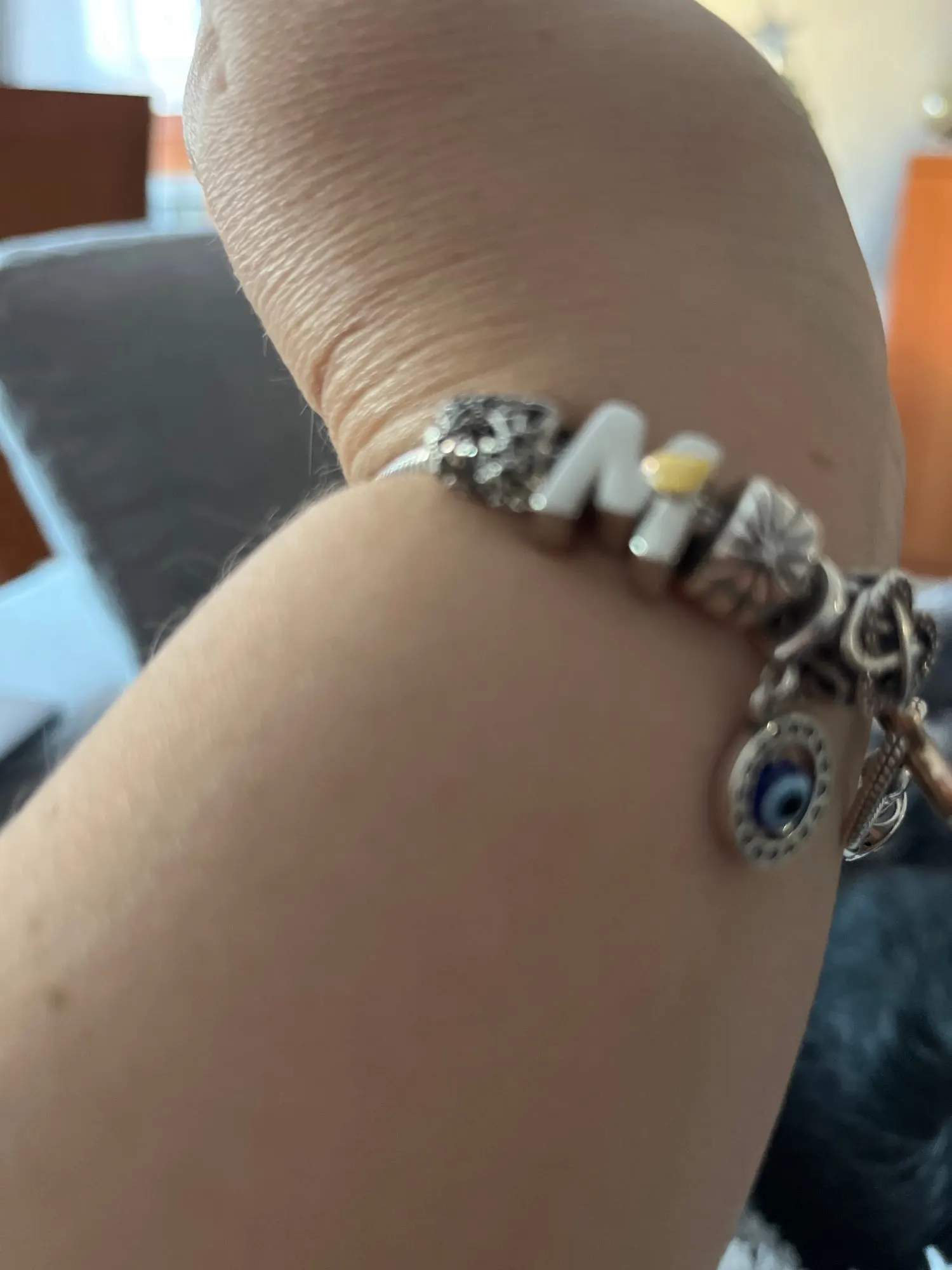 2025 gran oferta dijes cuentas de Plata de Ley 925 mariposa rosa luciérnaga luminosa cuelga brazalete pulsera collar joyería DIY photo review