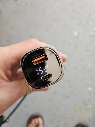 33W USB C Charger Digital Display PD Fast Charging