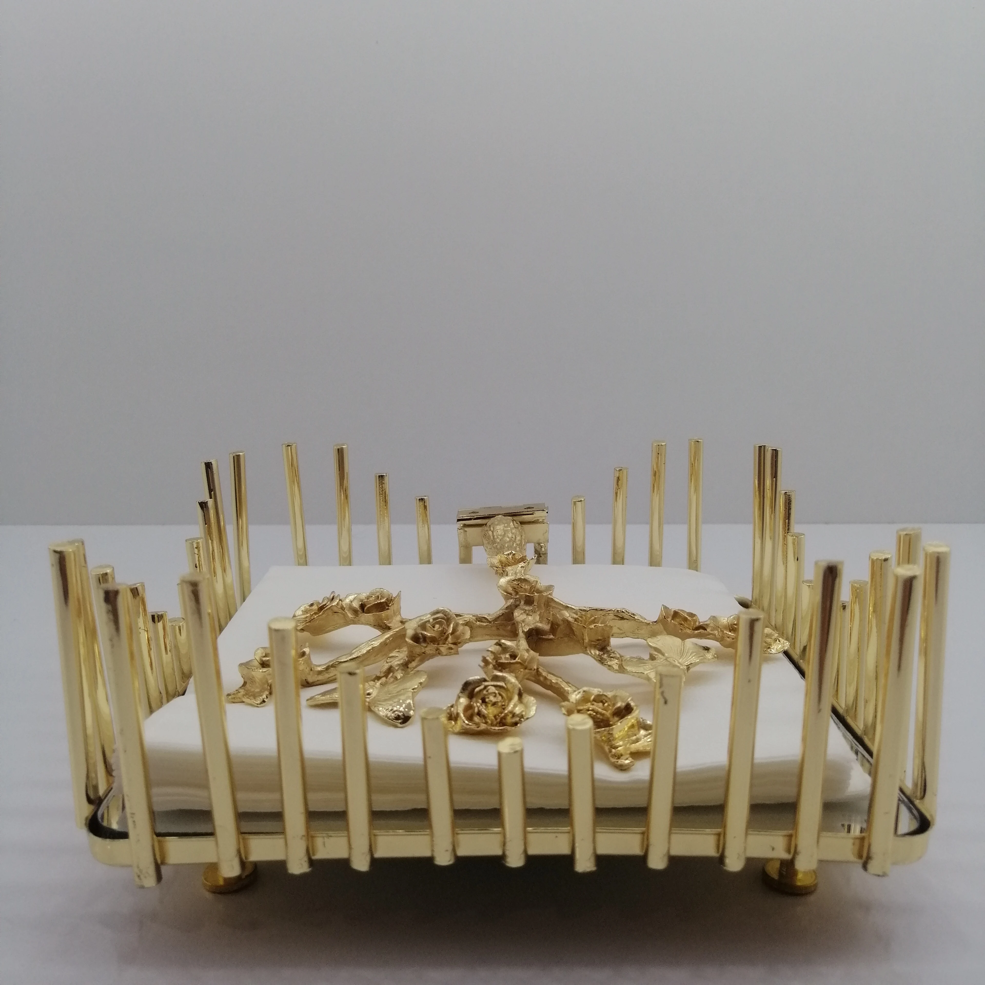 

Держатель для салфеток золотого цвета, роскошные качественные кухонные и бытовые принадлежности, элегантное стильное украшение высокого качества, предметы для обеденного стола, аксессуары