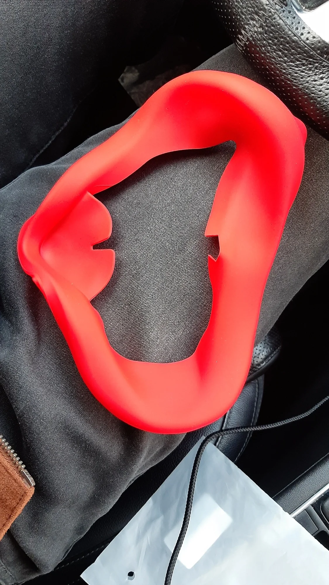 Oculus Quest 2 VR Silicone Mask Cover with Protective Cushions photo review