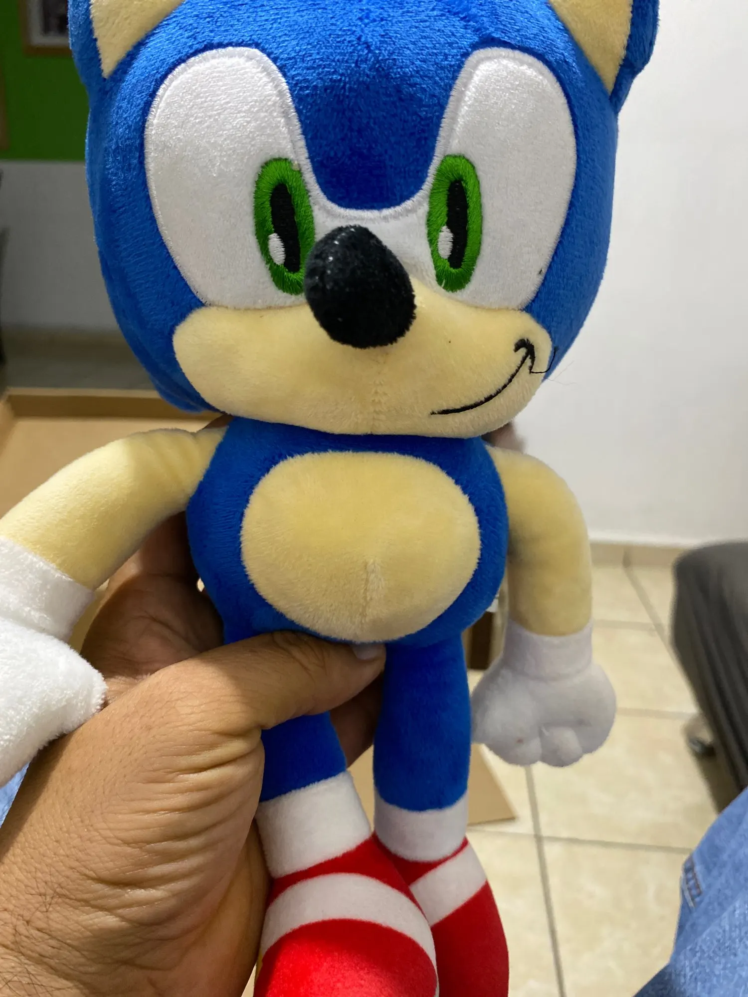 Boneco Sonic pelúcia, super macio - Desapegos de Roupas quase novas ou  nunca usadas para bebês, crianças e mamães. 1192667