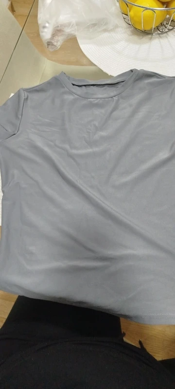 Luxe Polyester O-Neck Tee - Slim Fit Summer Essential photo review