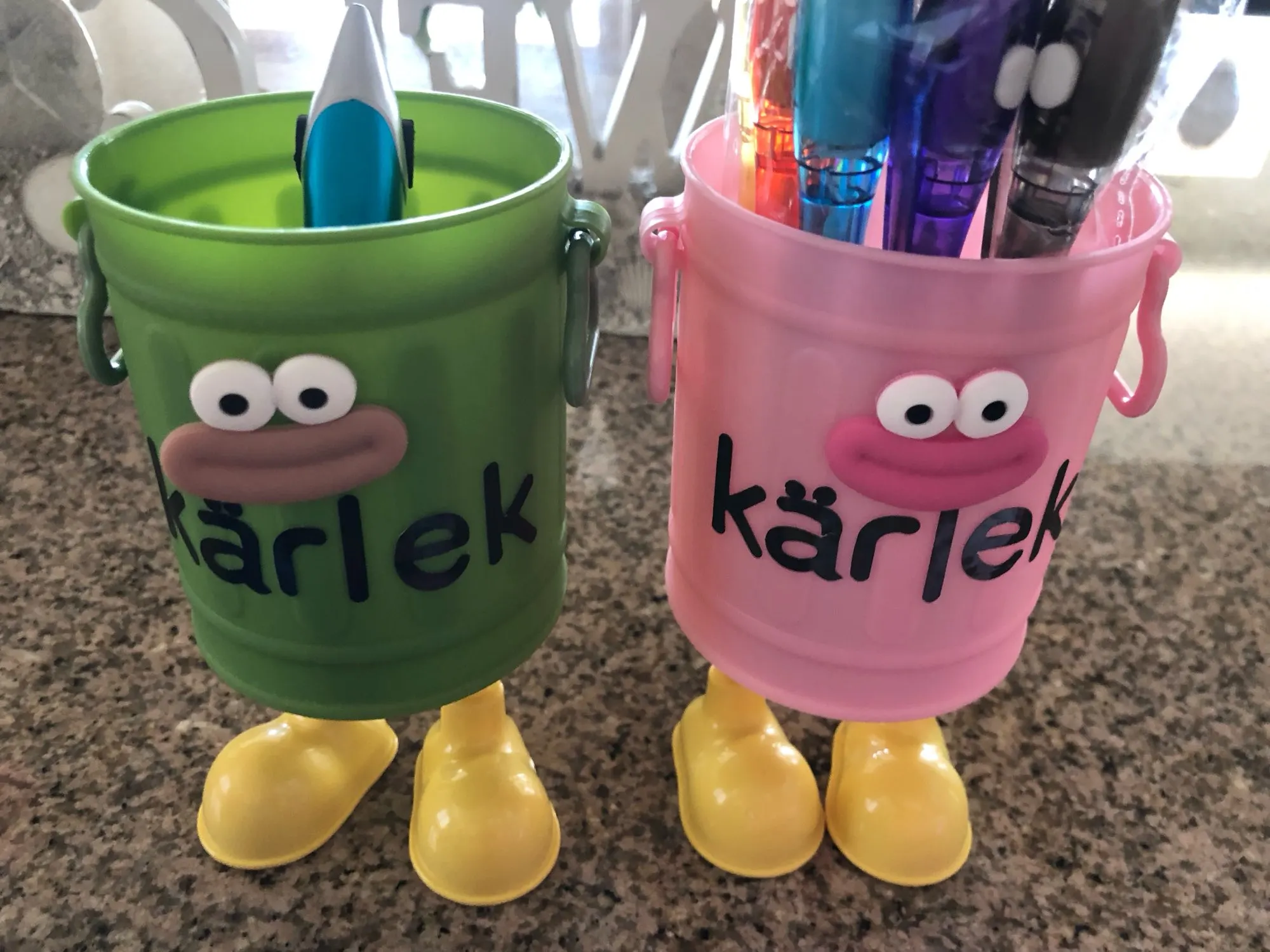 Charming Cartoon Pen Holder for Office and Home photo review
