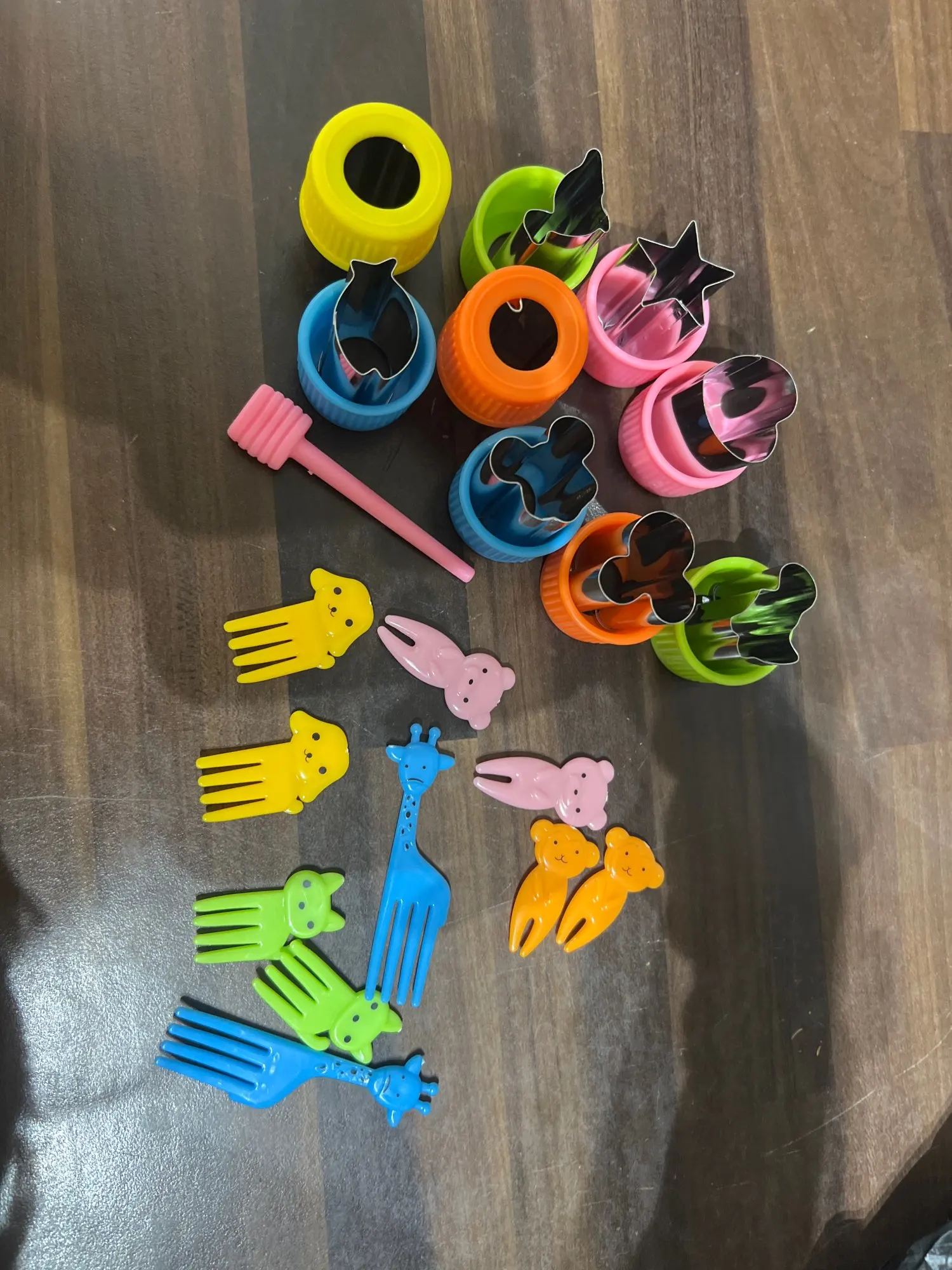 Kiddie Kutterz FunShapes™ Fruit & Veggie Cutter Set (20-Piece)