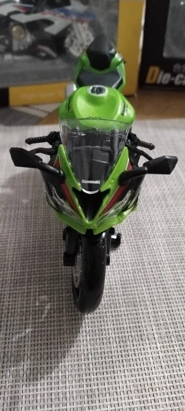 1/12 kawasaki ninja ZX-6R motocicleta brinquedo 1:12 rmz cidade