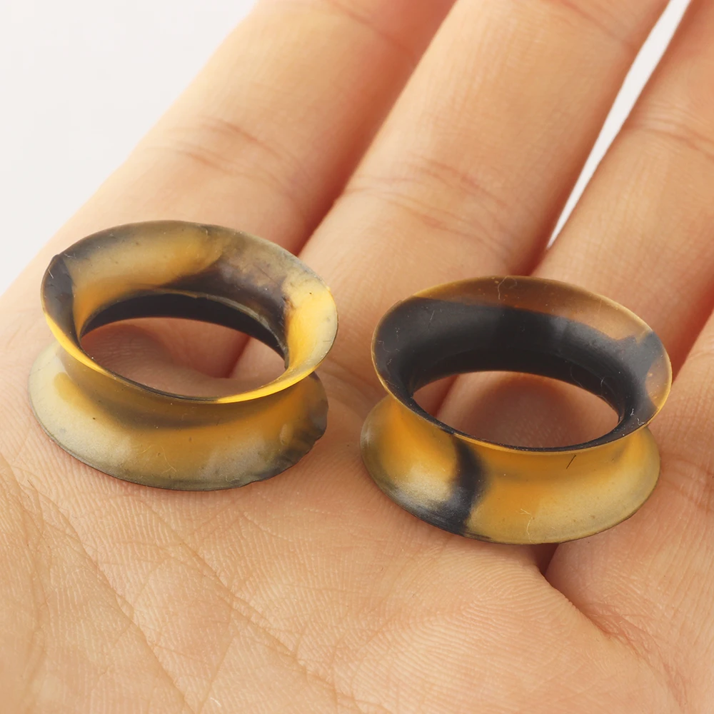 thumbnail image 1 of Par de tapones para los oídos de silicona flexibles, delgados, de doble acampanado, expansor de oreja, aretes, piercing para la oreja, 1 of 5