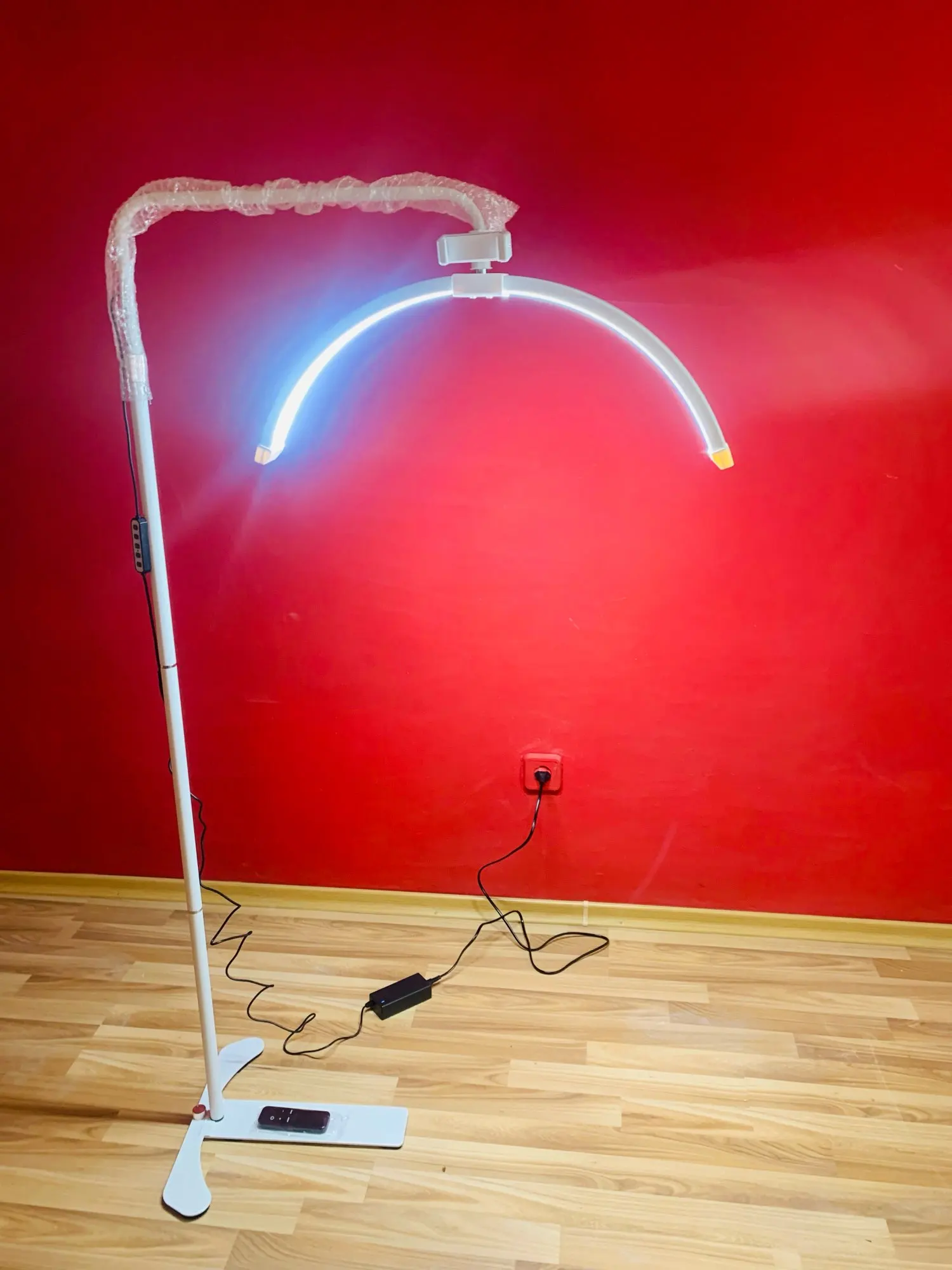 36W golv LED-videoljus Halvmåneformat fyllningsljus Dimbar med 180 cm ljusstativ för skönhetssalongssminkning photo review