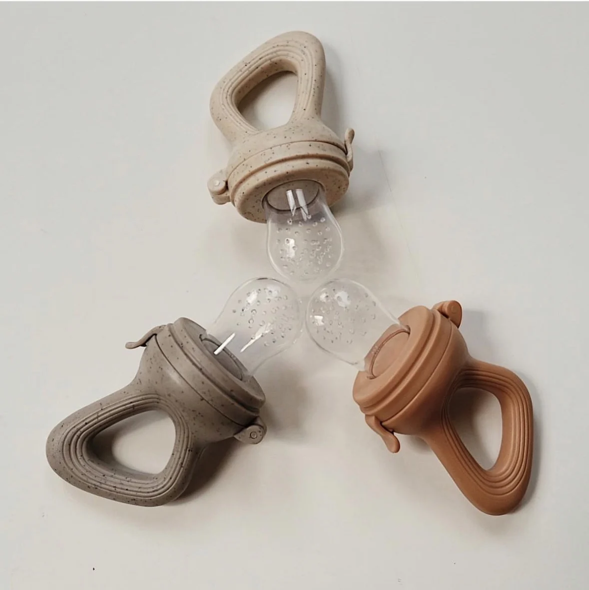 Baby Fruit Feeder Pacifier Teething Silicone Mesh Nipple Fresh Food Complementary Feeding Accessories Silicone Teether Silicone Fruit Feeder Silicone Pacifier