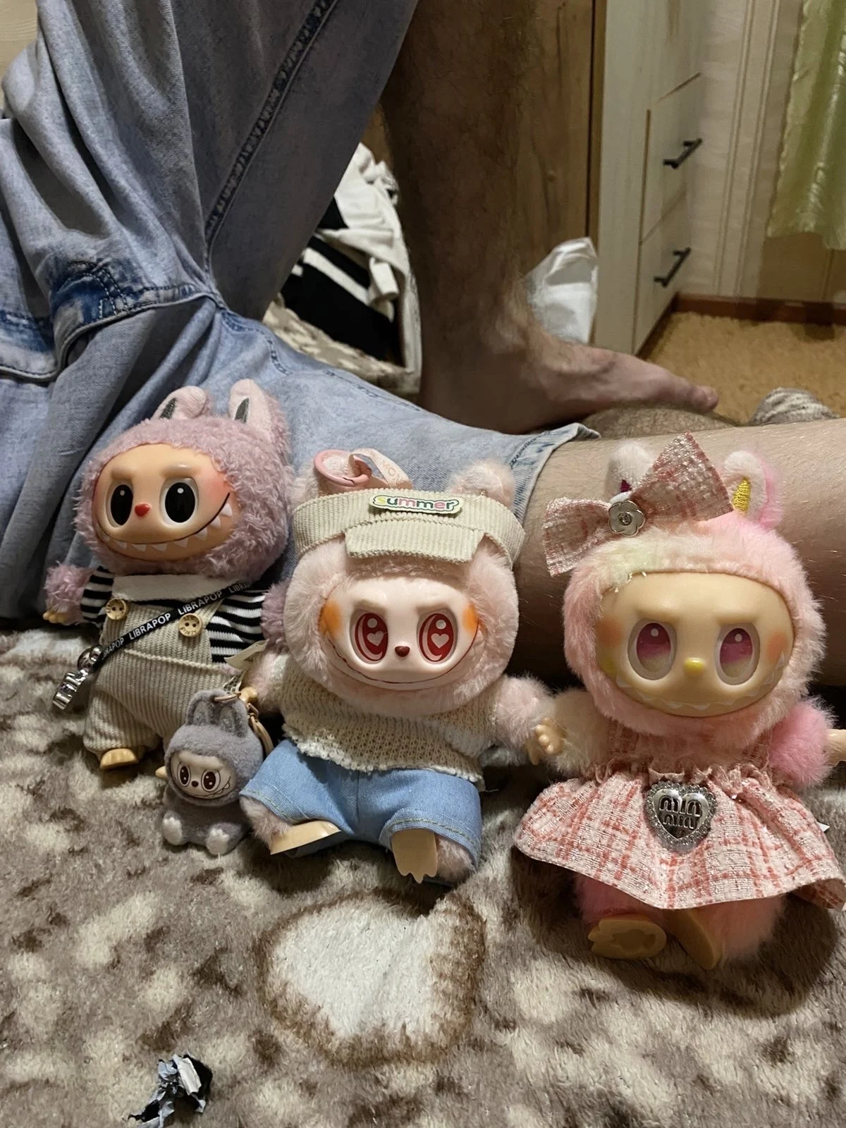 Labubu V1/V2 Doll Clothes: Strap Pants & Skirt Overalls Set with Accessories photo review