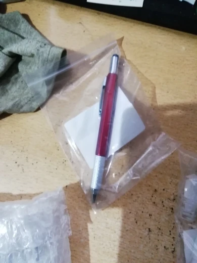 Bolígrafo multifuncional 7 en 1, lápiz capacitivo para pantalla táctil con destornillador, regla, medidor de nivel, bolígrafo recargable, herramienta photo review