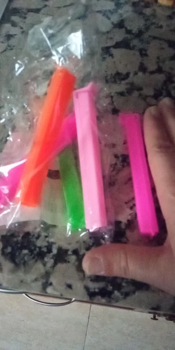 Clips de sellado coloridos a prueba de humedad, abrazadera selladora de bolsas de aperitivos para mantenimiento fresco, para bolsas de plástico, accesorio de cocina reutilizable, 5-30 Uds. photo review