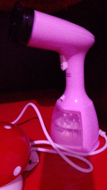 Portable 1500W Handheld Garment Steamer For Clothes 330ml Household Fabric Small Electric Steam Iron Machine photo review