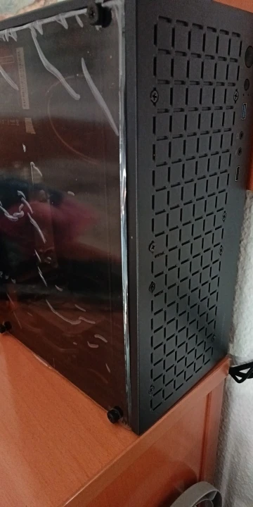 Mars Gaming MC-CORE, Caja Gaming Compacta MicroATX, Diseño Frontal Metal-Mesh, Ventana Lateral Completa, 2X Ventiladores FRGB 120mm photo review