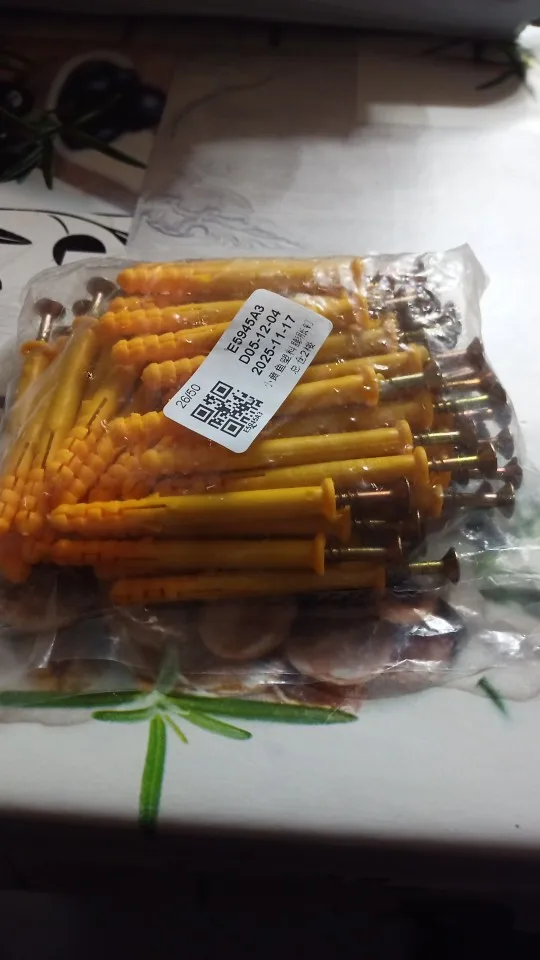 Stainless Steel Screws Expansion Pipe Self Tapping Screw Wall Drilling Plug Fasteners Drywall Anchors And Screws Assortment Kits photo review