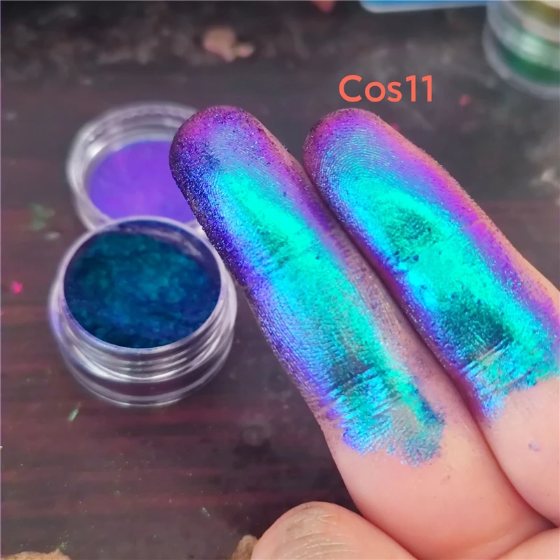 ultra-thin iridescent color shift holographic eyeshadow