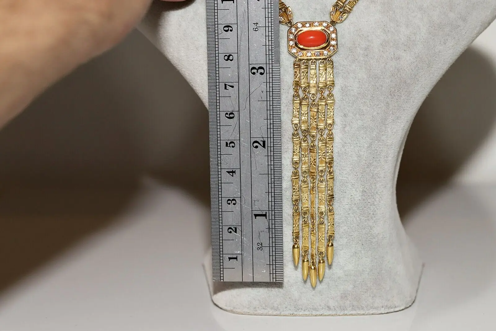 Рисунок 2 - Винтажное оригинальное ожерелье