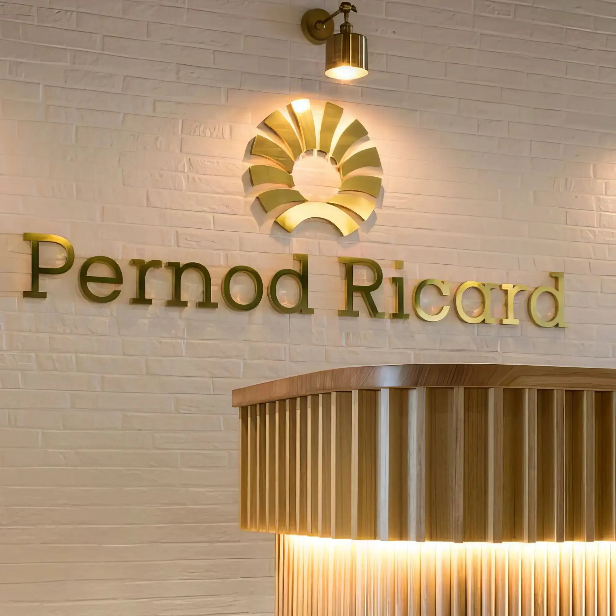 Description Picture 3 of itemCustomized Stainless Steel Advertising Business Sign 3D Led Backlit Letter Sign metal sign letter