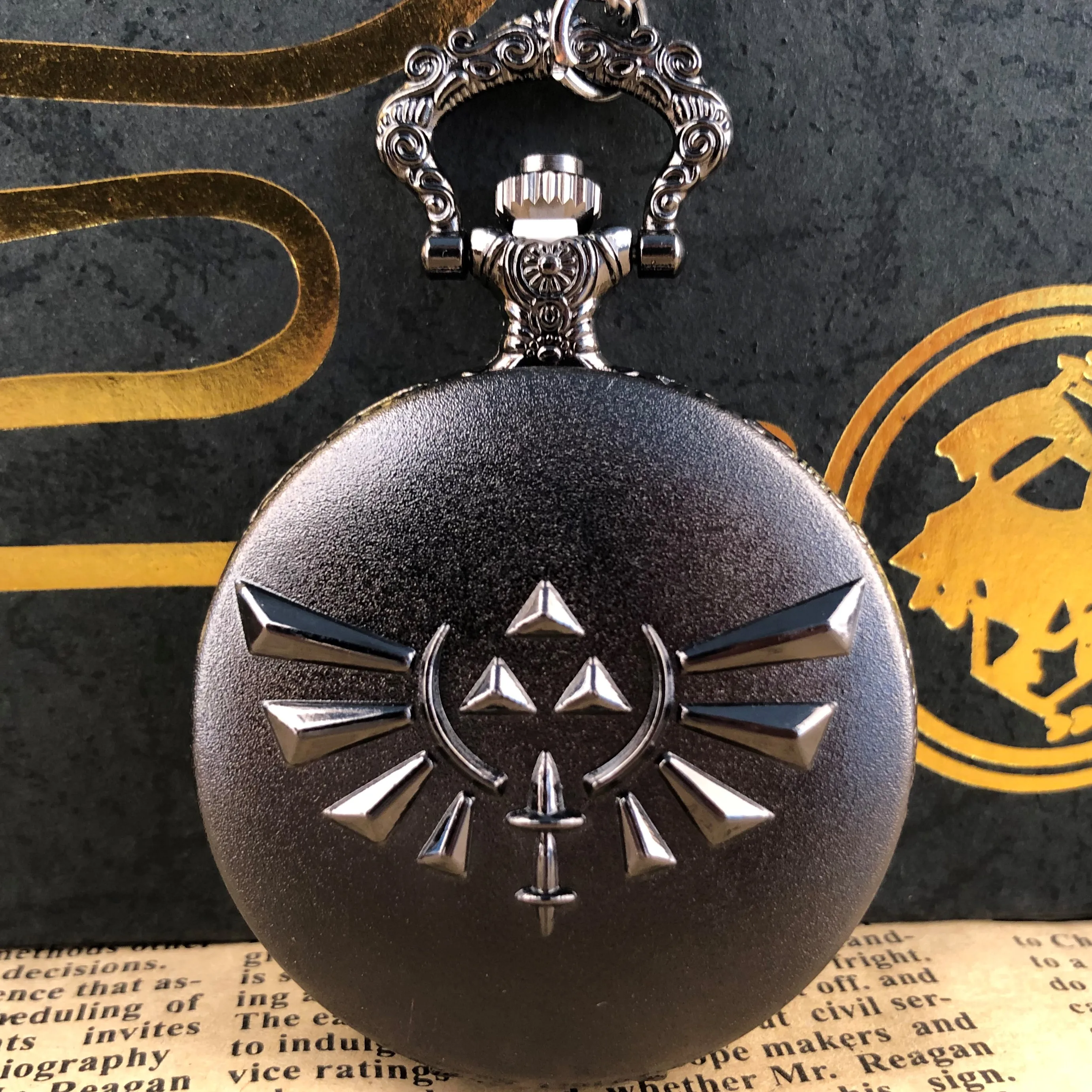 

Simple Design Anime Theme Quartz Pocket Watch For Children Steampunk Vintage Black Pendant Chain Clock Gifts