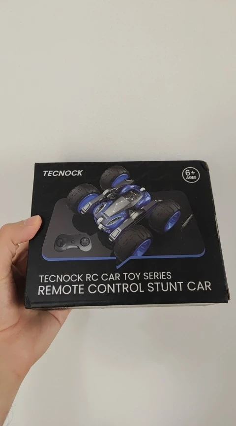 Remote Control Car with Light, Type-C Charging, 2.4GHz RC Cars, 4WD Double Sided 360° Rotates&Flips RC Stunt Car Toys for Kids photo review