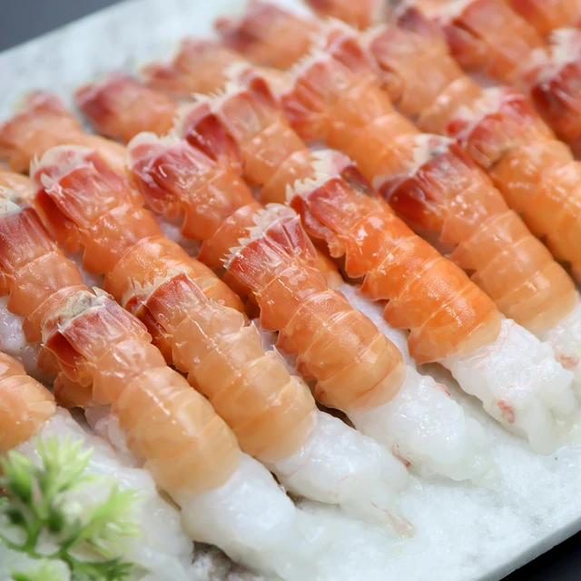 신선한 자연산 새우회를 즐기는 편리한 방법