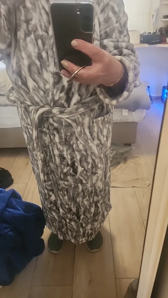 Warm Long Robes Fleece Nightgown Sleepwear photo review