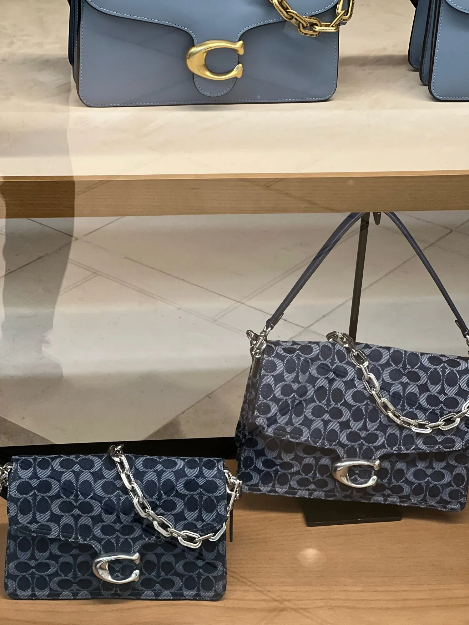 Balance électronique portable pour valise – Pèse-bagage numérique 50 kg / 110 lb avec écran LCD rétroéclairé photo review