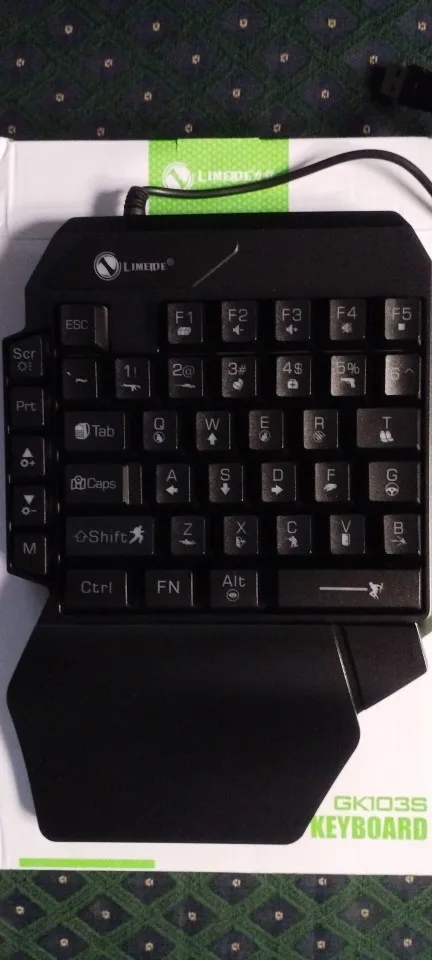 35keys One Handedly Single Hand Mini Gaming Keyboard Usb Ultra-slim Wired Backlight Keyboard for Laptop Desktop PC Smartphone photo review