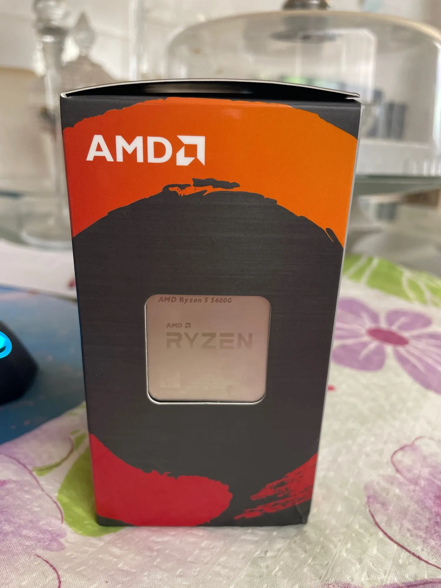 NEW AMD Ryzen 5 5600G R5 5600G 3.9GHz 6-Core 12-Thread 65W CPU Processor L3=16M 100-000000252 Socket AM4 Origin Box With Cooler photo review