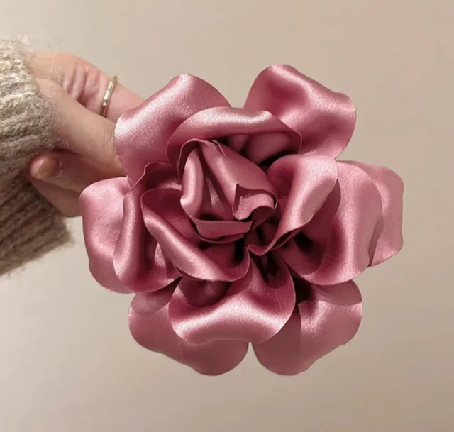 French Luxury Red Rose Shark Clip 3D Flower Hair Claw with Anti-Slip Design Hair Claw for Thick/Thin Hair 5